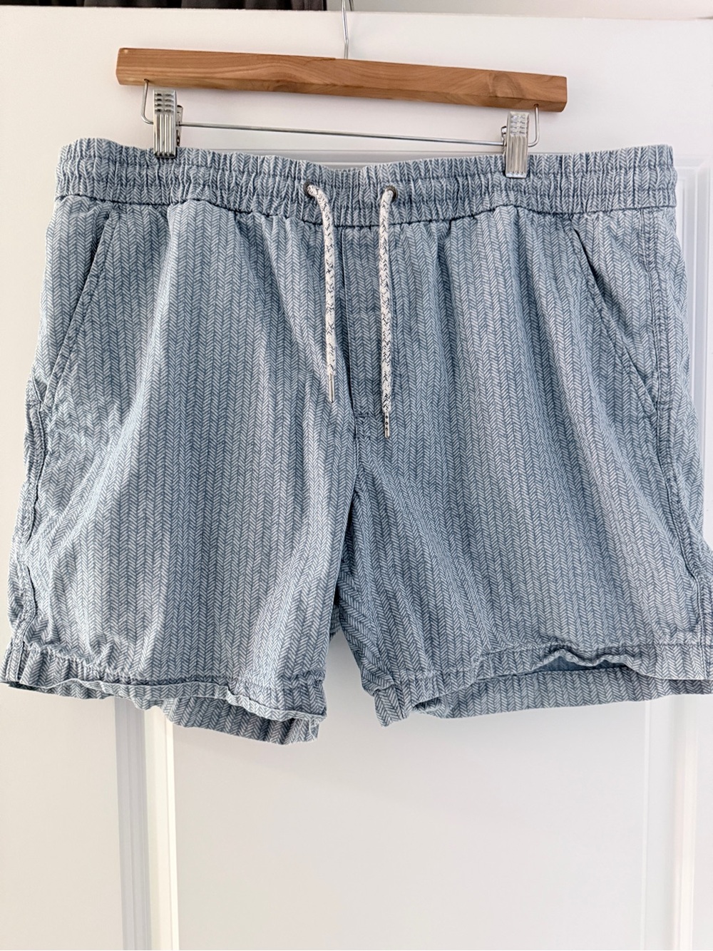 Chaps Light Blue Patterned Athletic Shorts